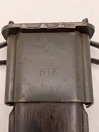 Amerikansk M1 Bajonet fremstillet af Utica Cutlery med HTK-mærket skede