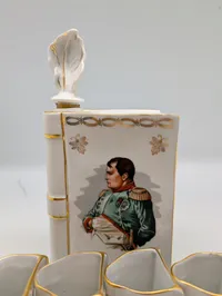 Limoges Porcelæn Napoleon Bog-Karaffel Sæt med Seks Glas