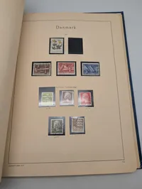 Samling af frimærker i Danmark album og diverse kuverter
