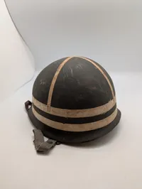 Hjelm med SG-Logo og Hvide Markeringer CF