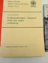Samling af 5 danske bøger om militærhistorie og krig