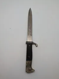 Tysk WWII Etset Eksercerbajonet med Skede