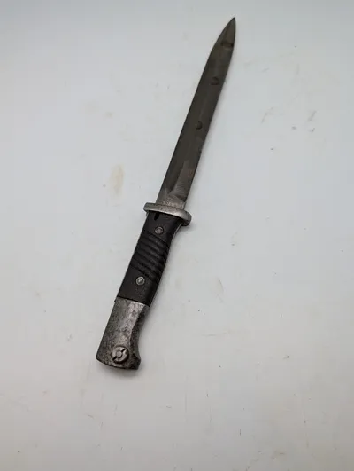 Tysk Mauser K98 Bajonet med Bakelitgreb
