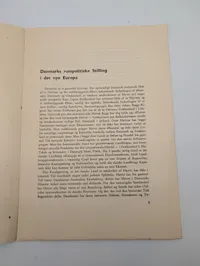 Danmarks Geopolitiske Stilling by Professor Gudmund Hatt, Softcover Booklet