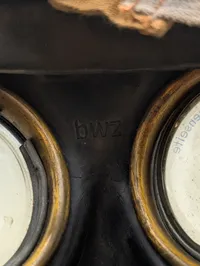 Tysk M38 Gasmaske med Metalbeholder, mærket bwz 44