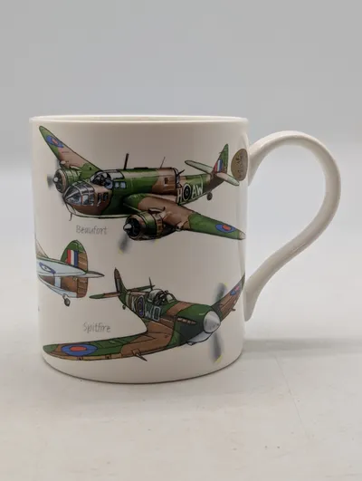 The Leonardo Collection porcelænskrus med britiske krigsfly