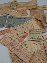 Samling af danske rationeringskort fra 1940'erne og 1950'erne
