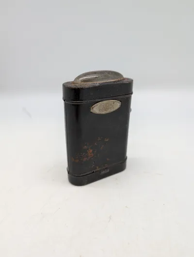 Daimon Contact lommelygte i sort metalhus Tysk WW2