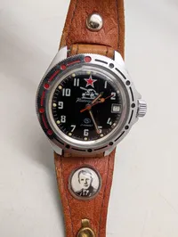 Vostok Komandirskie Tankist Armbåndsur med Yuri Gagarin Læderrem