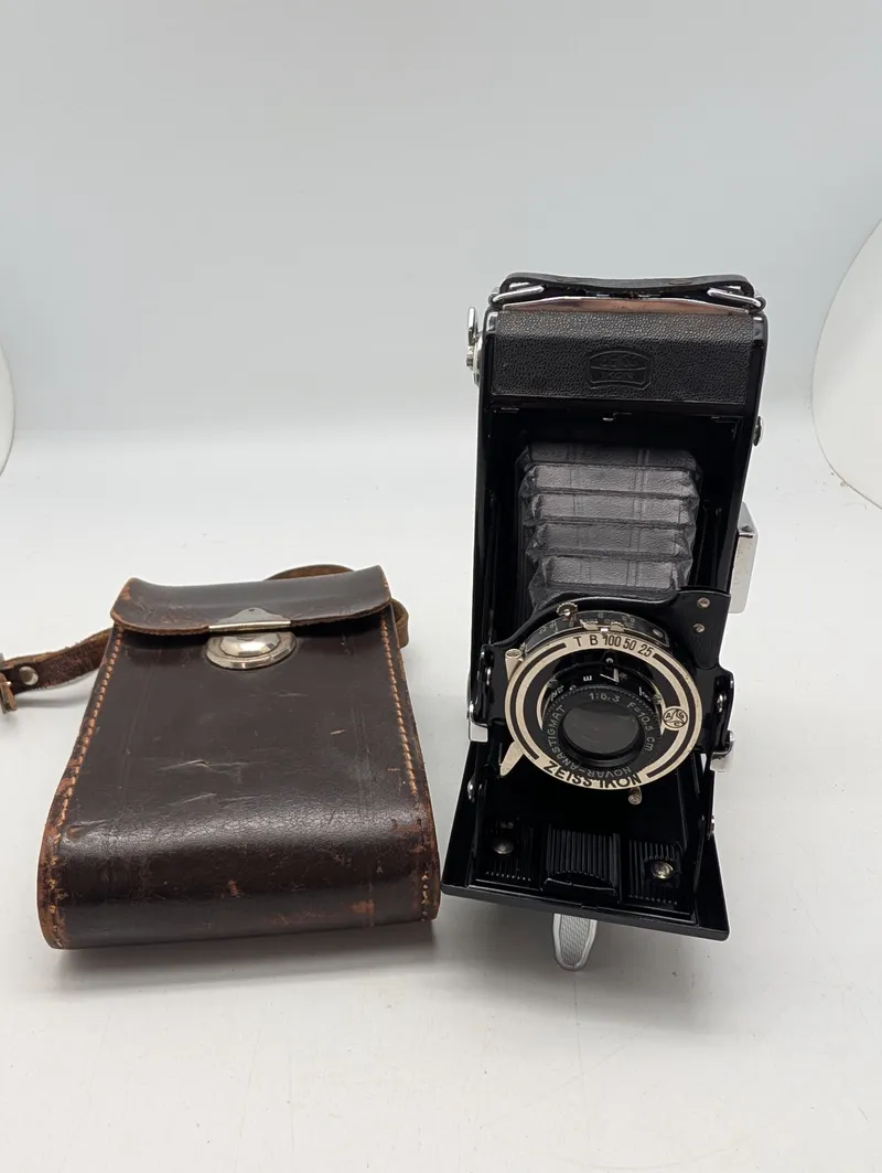 Zeiss Ikon Nettar 515/2 bælgkamera med Novar-Anastigmat 1:6,3 f=10,5 cm