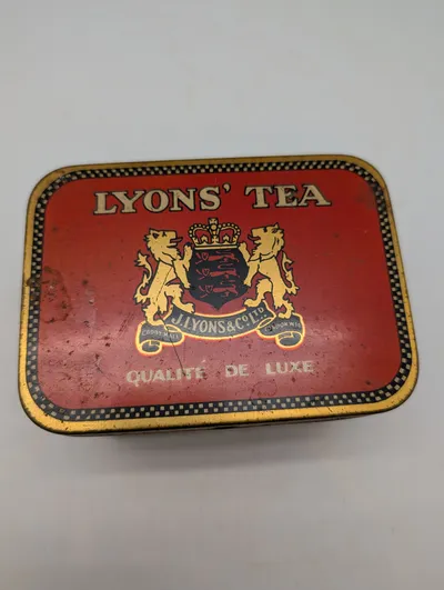 Vintage J. Lyons & Co. Ltd. Lyons' Tea Metaldåse