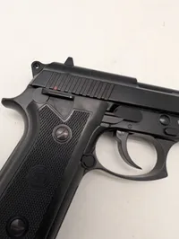 KWC PT92 Airsoft Pistol Sæt med CO2 og BB Kugler