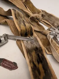 Tyske  Gebirgsjäger Ski Skins  i Sælskind med Metalklemmer WW2