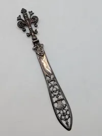 Vintage Silver-Tone Fleur-de-Lis Letter Opener with Pierced Filigree Blade