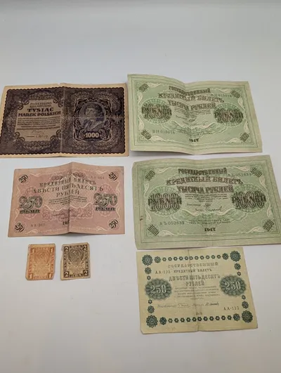 Samling af russiske og polske pengesedler fra 1917-1923