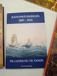 Samling af historiske bøger om Flådens Ran og Kanonbådskrigen