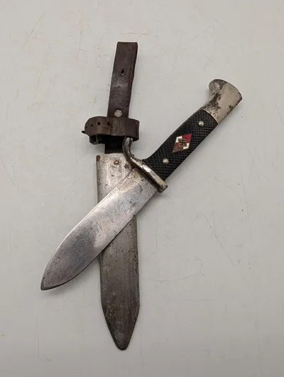 Tysk Hitler Jugend Dolk med Skede, K.W.H. Solingen, original 