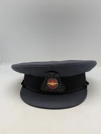 Dansk Flyvevåben Officerskasket med Broderet Emblem