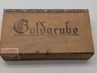 To antikke tyske cigarkasser, Goldgrube og Pflanzer-Dienst med indhold WW2