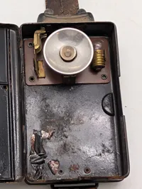 Tysk WW2 Daimon Telko Trio militær lommelygte i sort metal
