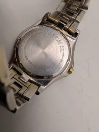 To Seiko herreure i tofarvet stål og gulddublé