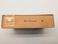 Vintage Pflanzer-Dienst Res Honoris Wooden Cigar Box WW2 ubrugt 