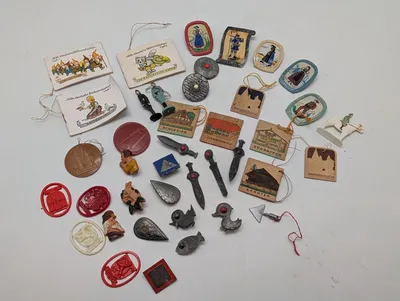 Vintage Winterhilfswerk (WHW) Donation Tokens and Collectible Pins Lot