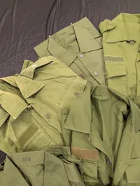 Militærgrøn uniformsskjorte Danske model 84 