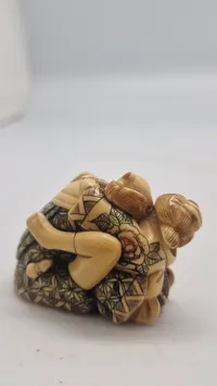Antik JAPANESE HAND CARVED EROTIC NETSUKE FIGURES EDO / MEIJI PERIODE 
