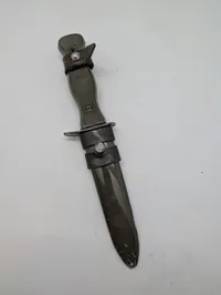 Schneidteufel M68 Bundeswehr Kampfmesser med skede