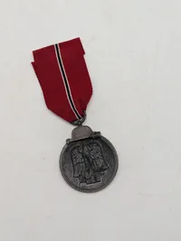 Tysk Østfrontsmedalje (Winterschlacht im Osten 1941/42) med bånd