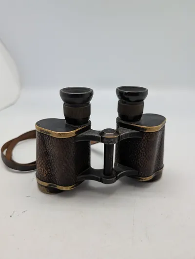 Tysk WW2 Dienstglas 6x30 militær kikkert med læderrem med gradindeling