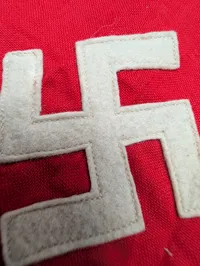 Dansk kvindeligt D.N.A.S.P.  Halstørklæde med Hagekors, Ekstremt sjælden 