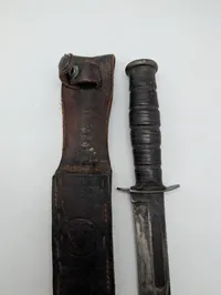 KA-BAR USMC Fighting Utility Knife with Leather Sheath WW2 