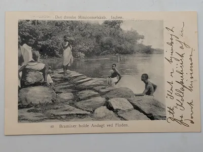 Det Danske Missionsselskab Postcard, Brahmins by the River, India, 1910