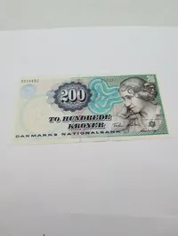 Danmark 200 Kroner Seddel, Serie 1997, Løve fra Viborg Domkirke