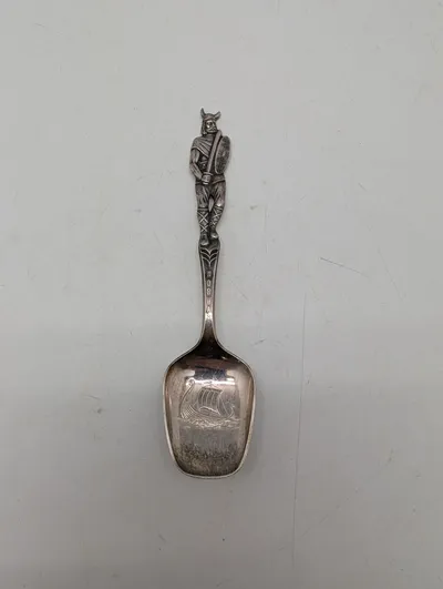 Th. Marthinsen Viking Souvenir Ske i Sølvplet
