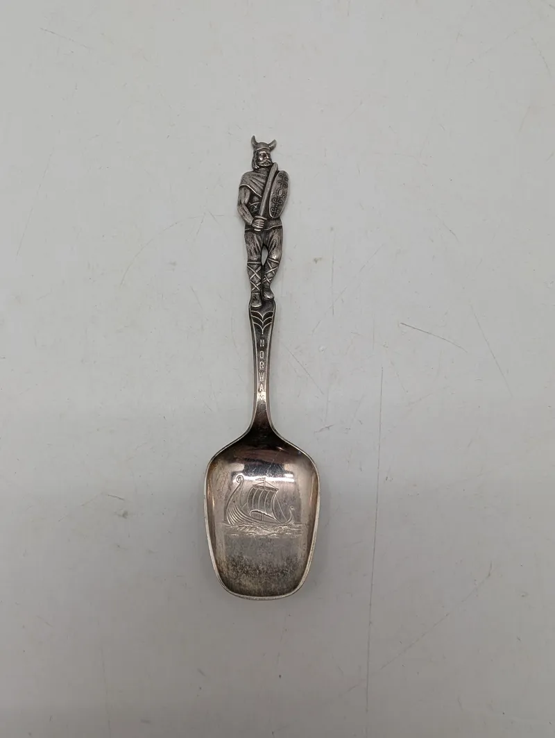 Th. Marthinsen Viking Souvenir Ske i Sølvplet