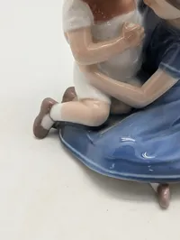 Bing & Grøndahl Porcelænsfigur nr. 1568, To Børn