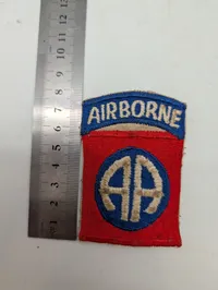 Originalt 82nd Airborne Division 'All American' Skulderemblem med Tab WW2 