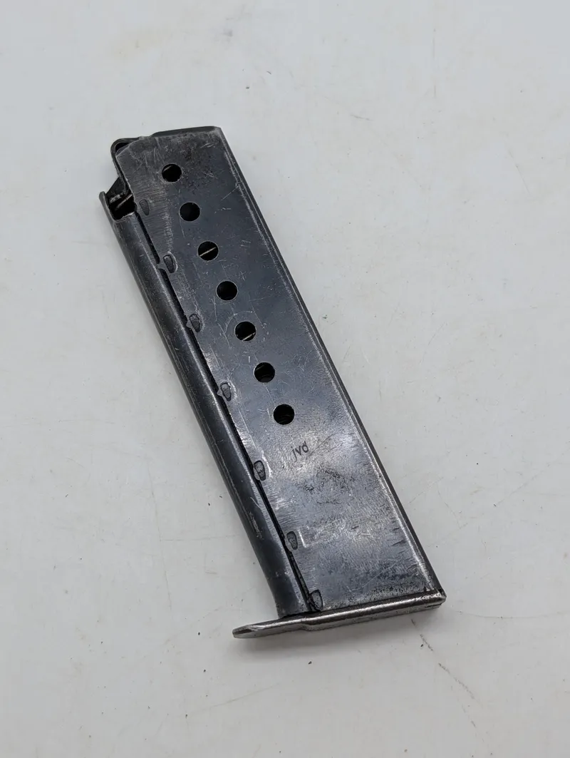 Originalt tysk P38 magasin mærket jvd