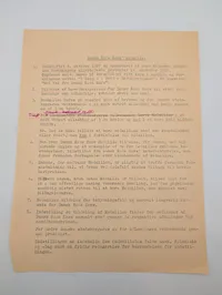 Dansk Røde Kors dokumentpakke vedrørende dekorationer og emblemer, 1981