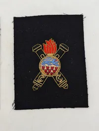 Tre danske militære stofmærker med broderede emblemer, til Selvskabsuniform 