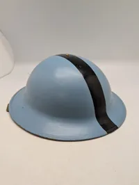 Canadisk G.S.W. MK I Stålhjelm fra 1941 med Civilforsvarsmaling