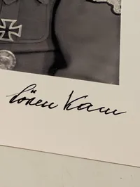 Signeret portrætfoto af Søren Kam i Waffen-SS uniform