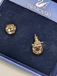 Swarovski smykkesæt med halskæde og ørestikker