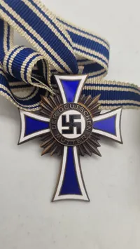 WWII German Mother's Cross in Bronze (Ehrenkreuz der Deutschen Mutter)
