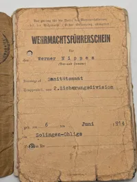 Tysk Kriegsmarine Soldbuch og Wehrmachtsführerschein til Werner Nippes