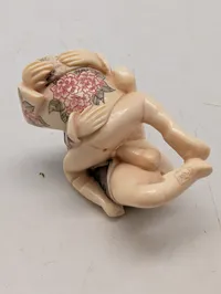 Antik JAPANESE HAND CARVED EROTIC NETSUKE FIGURES EDO / MEIJI PERIODE
