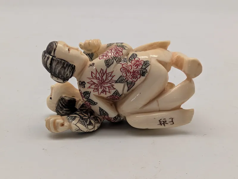 Antik JAPANESE HAND CARVED EROTIC NETSUKE FIGURES EDO / MEIJI PERIODE 
